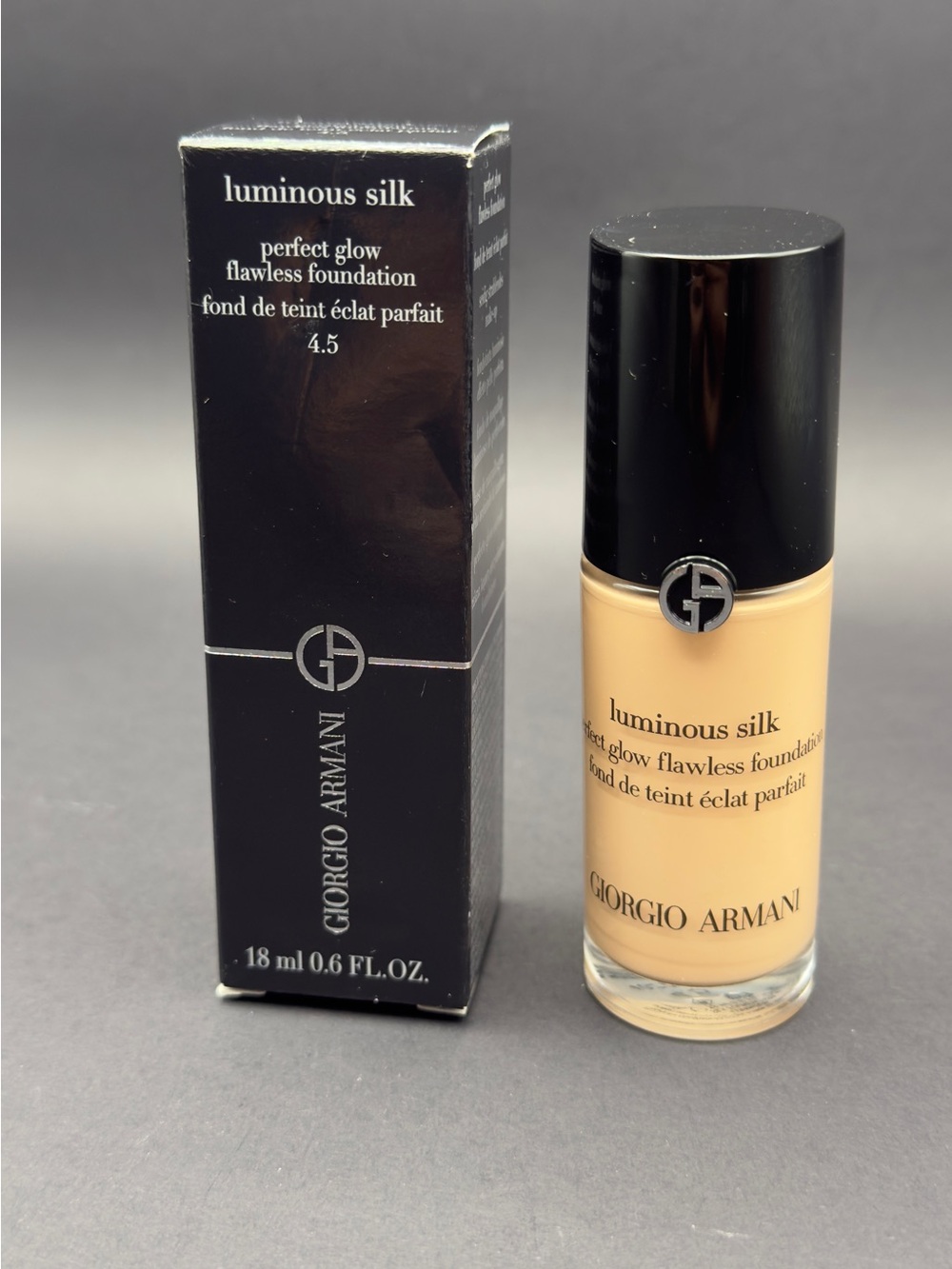 Giorgio Armani Luminous Silk Foundation - Shade 4.5 - 18ml